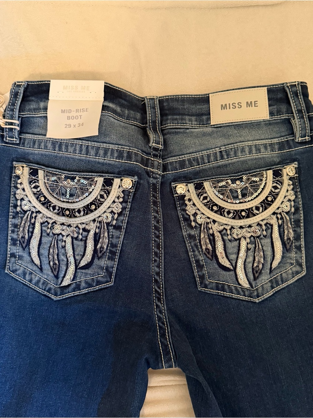 Miss Me Jeans 29x34 NWT Mid Rise Boot Dark Wash Dreamcatcher Pocket Stretch